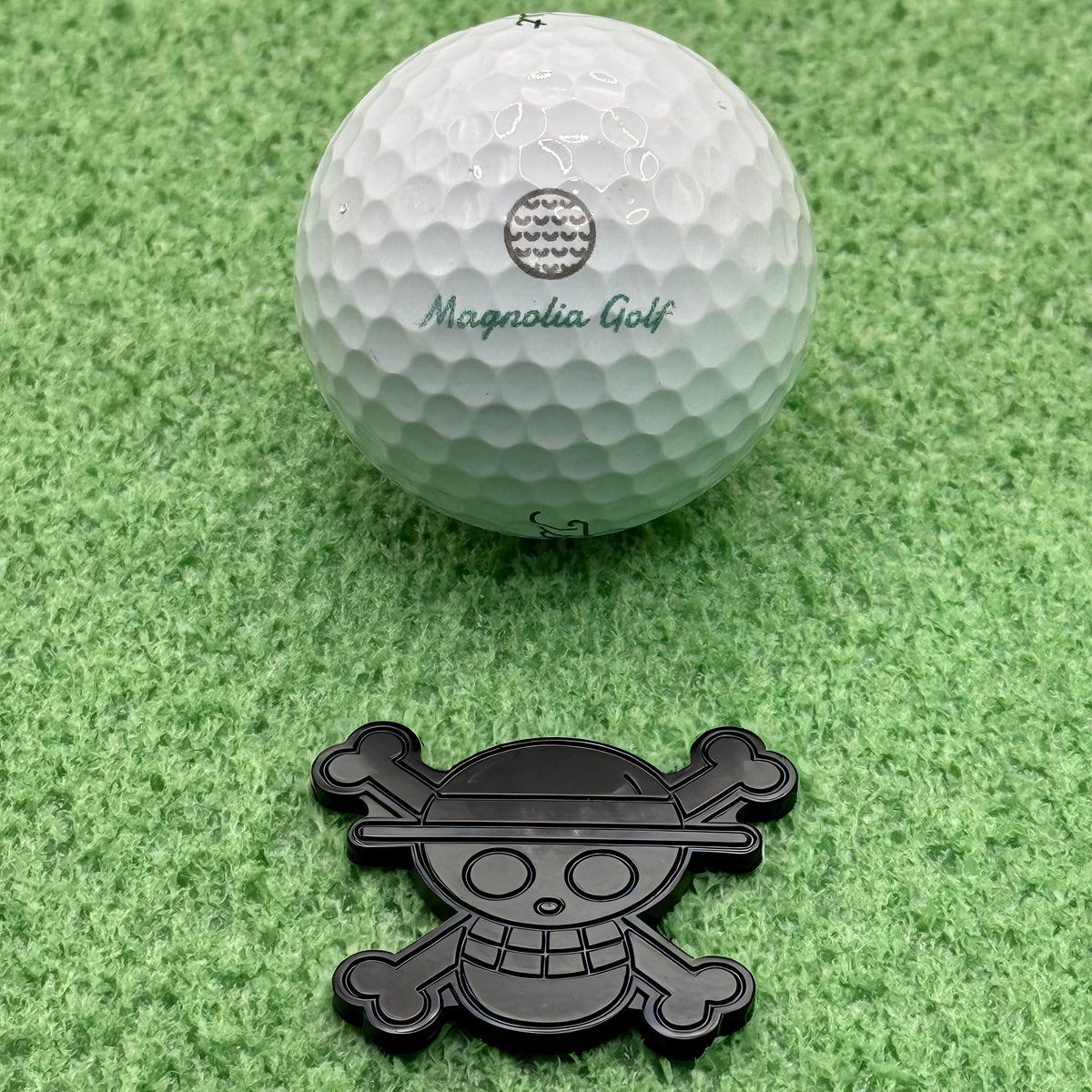 BLACKOUT Straw Hat Ball Marker (Limited Edition)